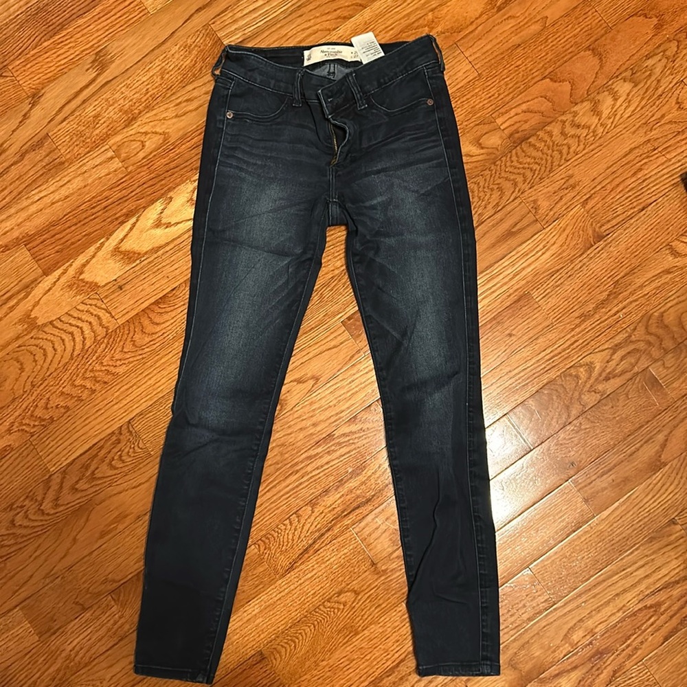 Blue skinny jeans Abercrombie